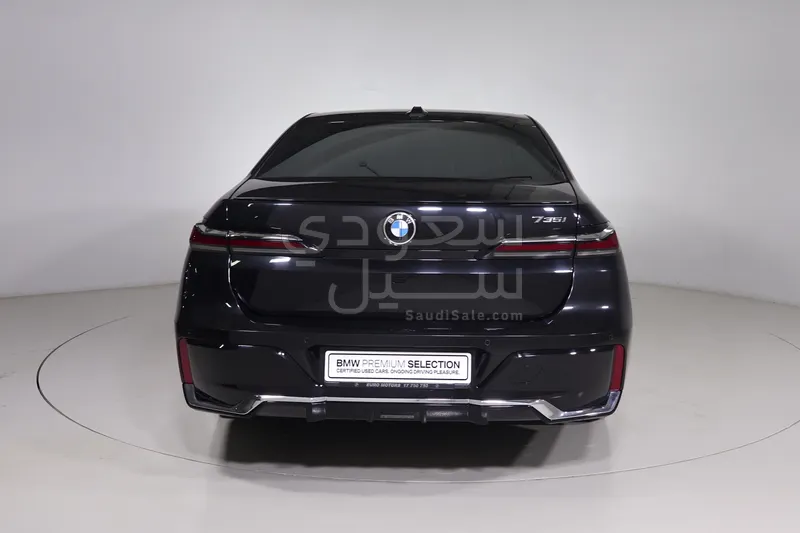 2024 بي ام دبليو الفئة السابعة 735أي