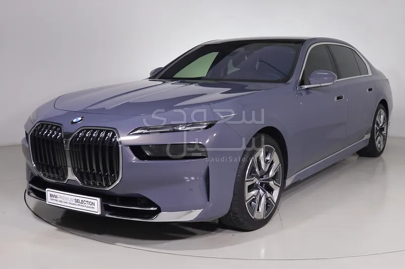 2025 بي ام دبليو الفئة السابعة 740أي