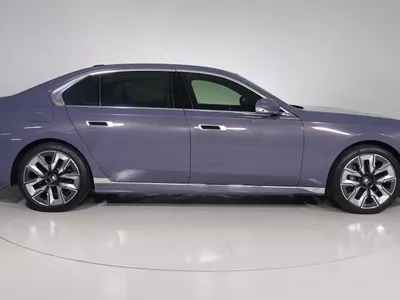 2025 بي ام دبليو الفئة السابعة 740أي