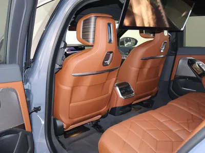 2025 بي ام دبليو الفئة السابعة 740أي