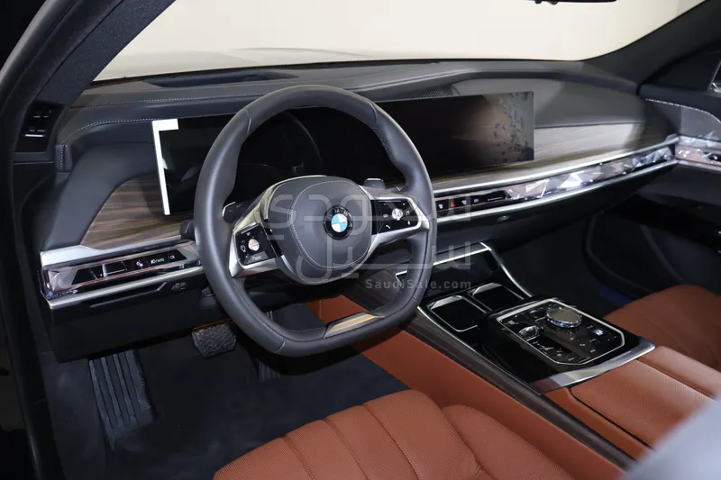 2026 بي ام دبليو الفئة السابعة 740أي