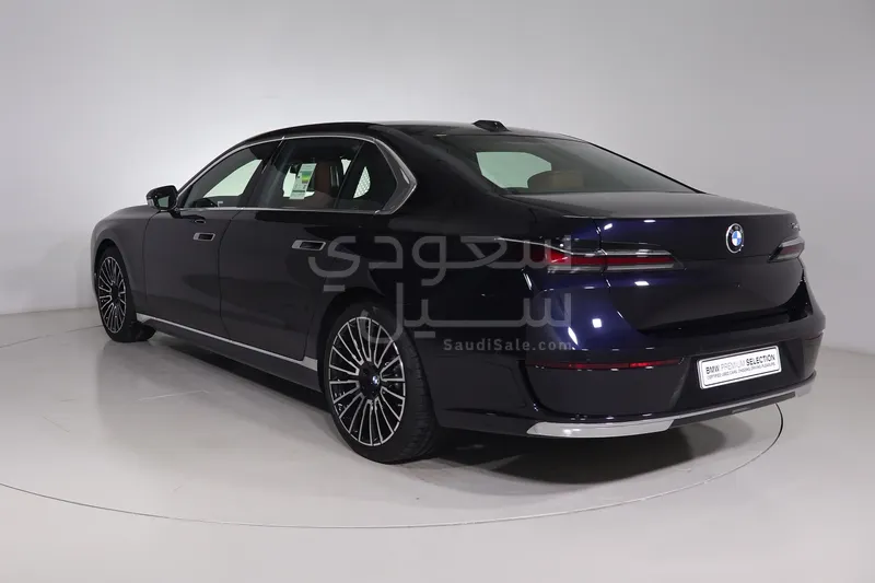 2026 بي ام دبليو الفئة السابعة 740أي