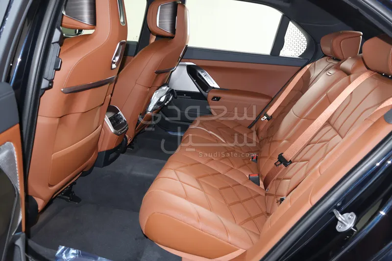 2026 بي ام دبليو الفئة السابعة 740أي