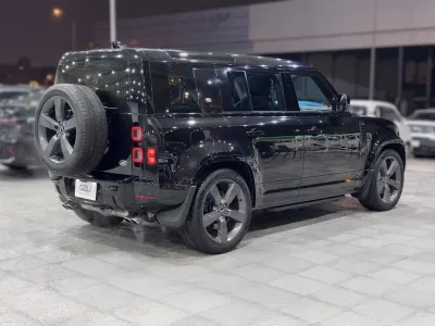 2022 لاند روفر ديفيندر