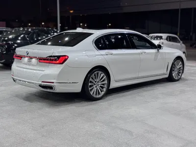 2020 بي ام دبليو الفئة السابعة 730 إل أي