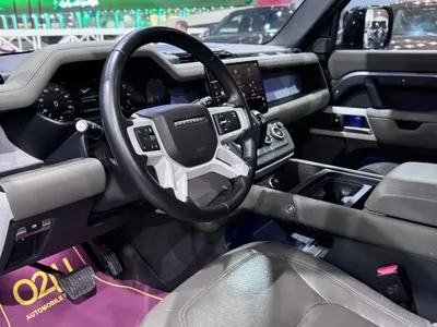 2024 لاند روفر ديفيندر اس اي