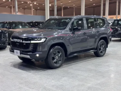 2022 تويوتا لاند كروزر جي ار سبورت