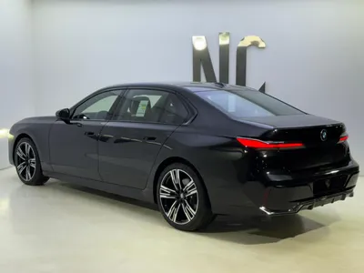 2026 بي ام دبليو الفئة السابعة 735أي