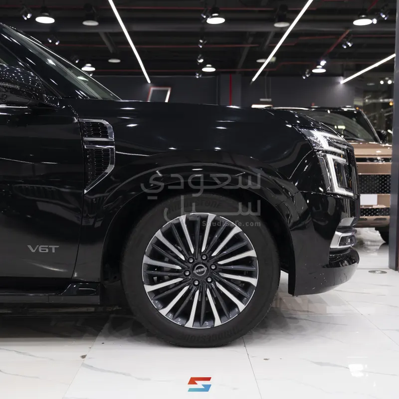 2025 نيسان باترول بلاتينيوم