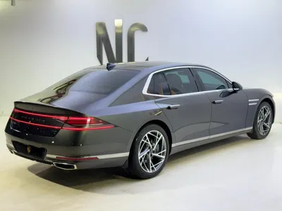 2025 جينيسيس جي 90