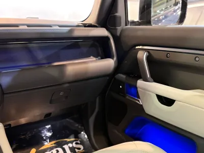 2025 لاند روفر ديفيندر اس اي