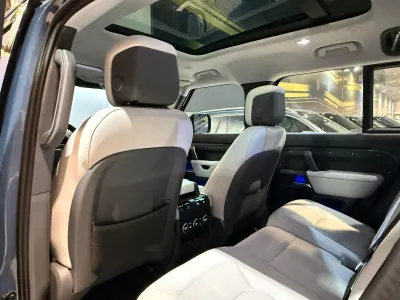 2025 لاند روفر ديفيندر اس اي
