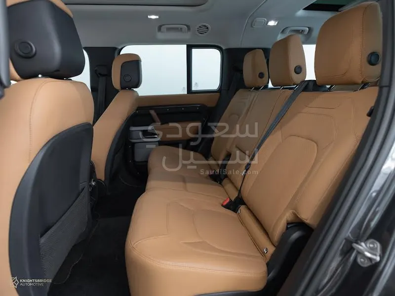 2023 لاند روفر ديفيندر 110
