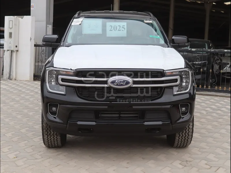 2025 فورد ايفرست