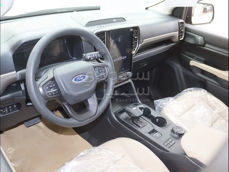 2025 فورد ايفرست