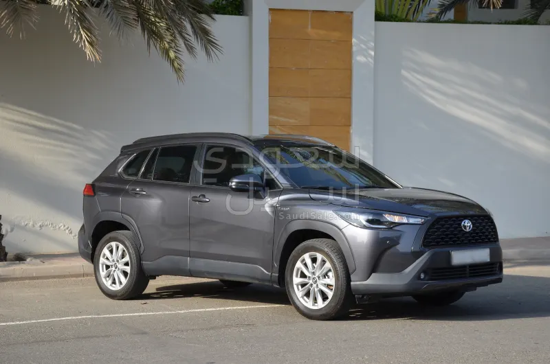 2024 تويوتا كورولا كروس