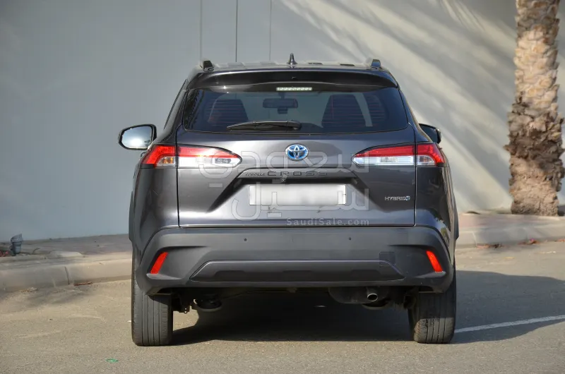 2024 تويوتا كورولا كروس