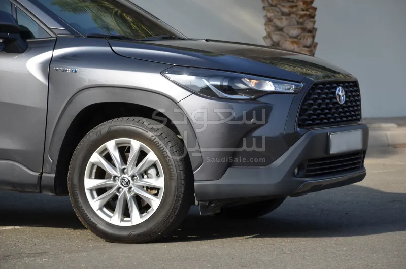 2024 تويوتا كورولا كروس