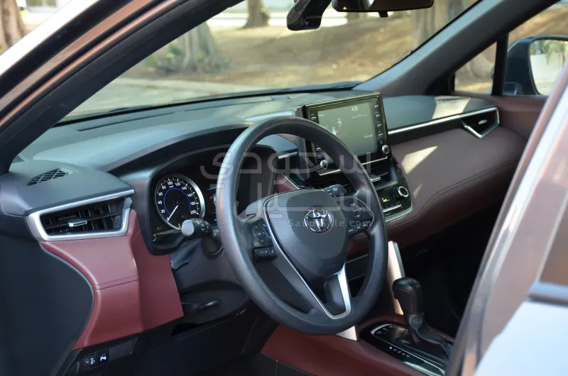 2024 تويوتا كورولا كروس