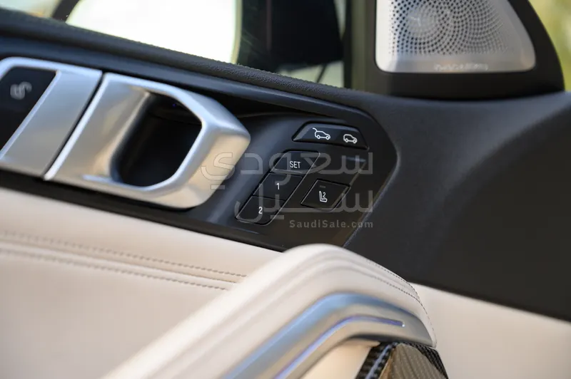 2022 بي ام دبليو الفئة اكس 6 إم 50 أي