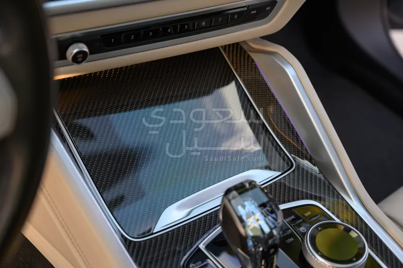 2022 بي ام دبليو الفئة اكس 6 إم 50 أي