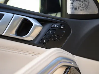 2022 بي ام دبليو الفئة اكس 6 إم 50 أي