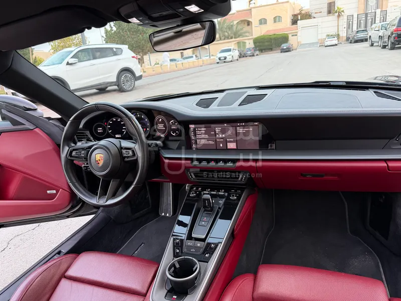 2020 بورش 911 كاريرا اس