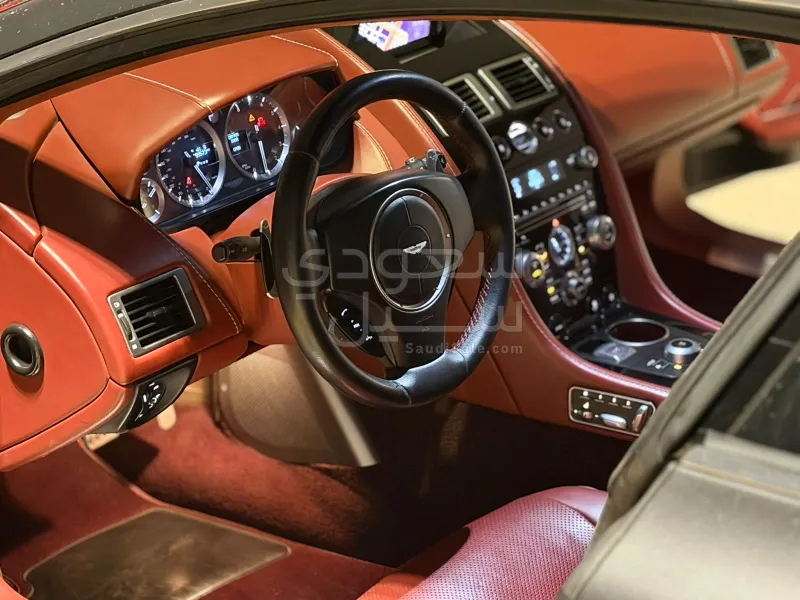 2012 استون مارتن رابيد