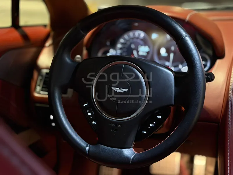 2012 استون مارتن رابيد