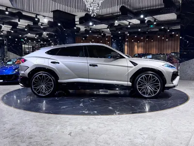 2025 لمبرجيني اوروس