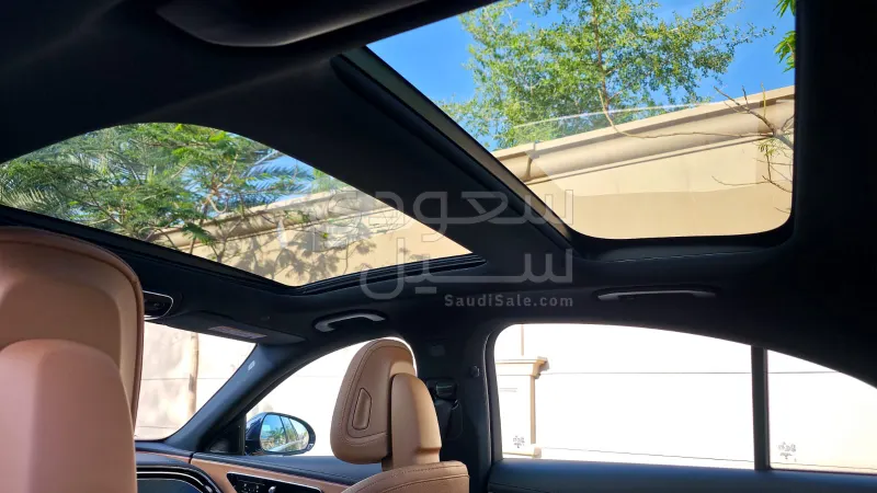 2024 مرسيدس - بنز إي 200