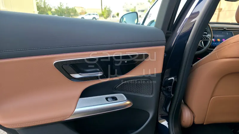 2024 مرسيدس - بنز إي 200