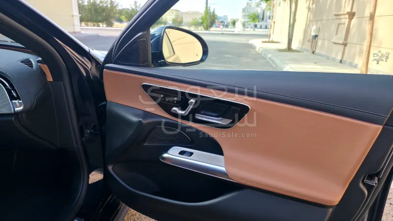 2024 مرسيدس - بنز إي 200