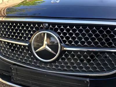 2024 مرسيدس - بنز إي 200