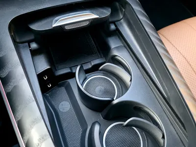 2024 مرسيدس - بنز إي 200