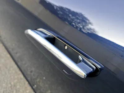 2024 مرسيدس - بنز إي 200