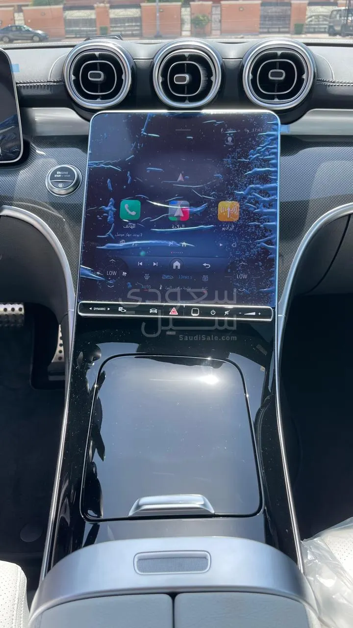 2025 مرسيدس - بنز سي 200 أي إم جي