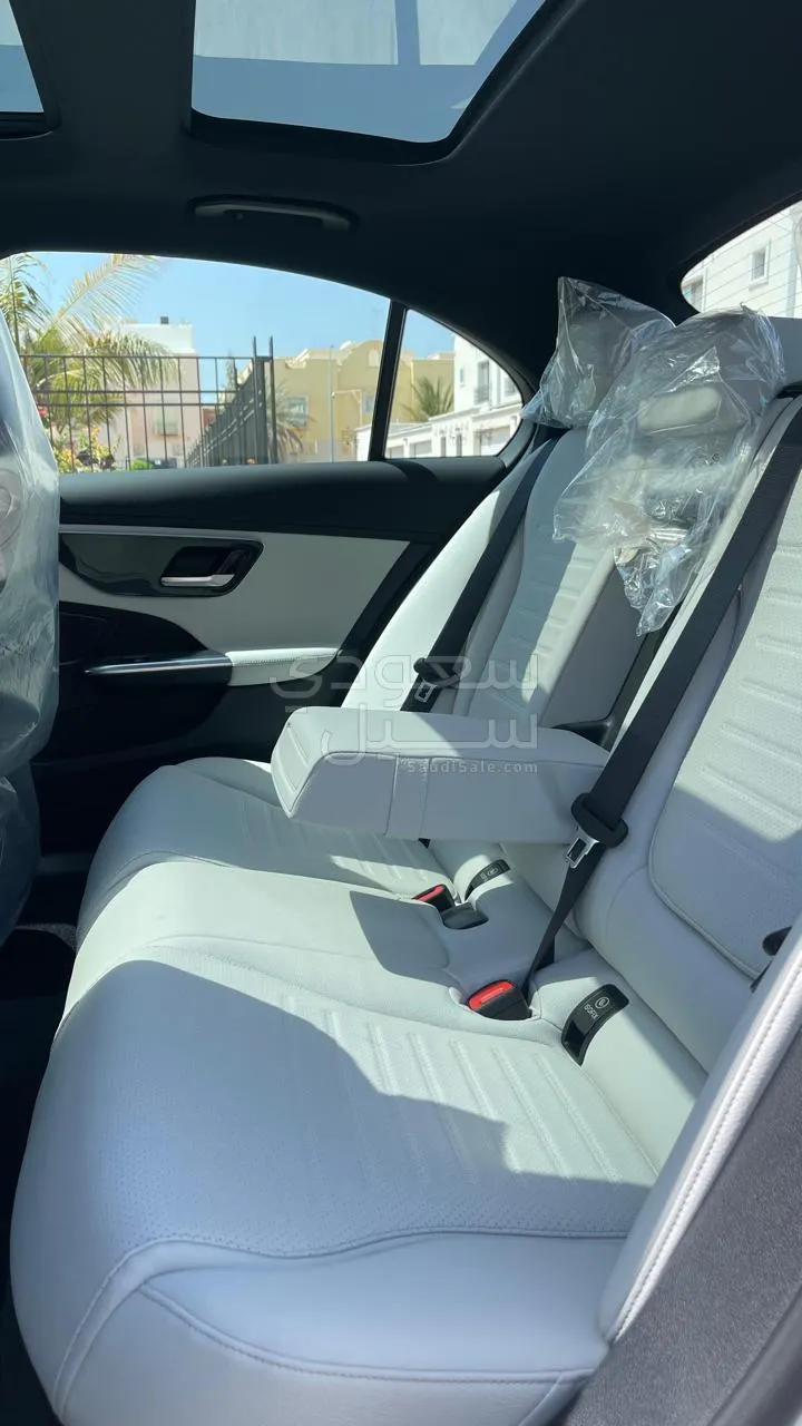 2025 مرسيدس - بنز سي 200 أي إم جي