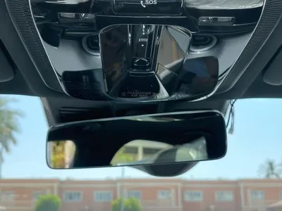 2025 مرسيدس - بنز سي 200 أي إم جي