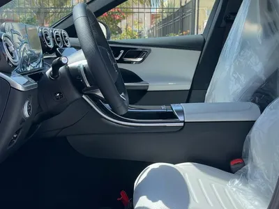 2025 مرسيدس - بنز سي 200 أي إم جي