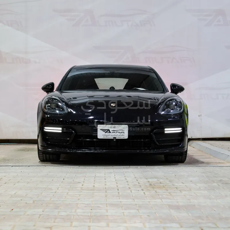 2018 Porsche Panamera 4S