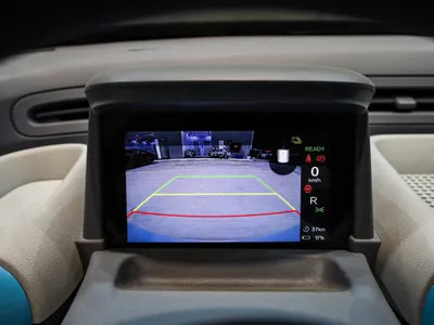 2025 فاو بيستون ميني إي في