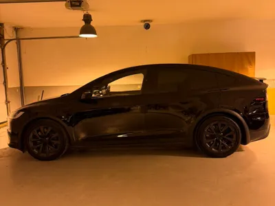 2024 تيسلا موديل اكس