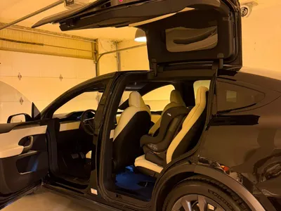 2024 تيسلا موديل اكس