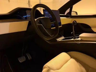 2024 تيسلا موديل اكس