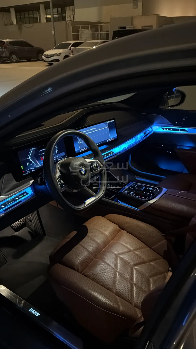 2024 BMW 7 Series 735Li