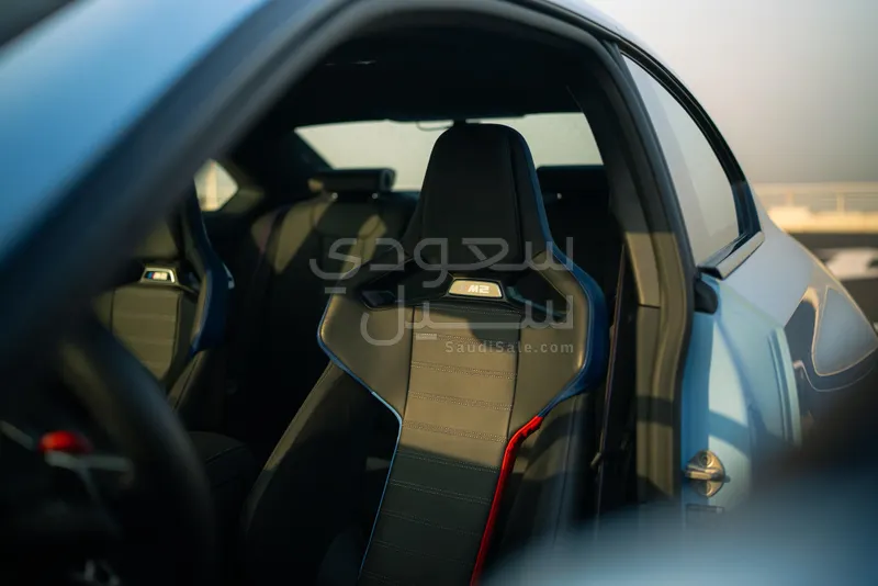 2025 بي ام دبليو الفئة ام إم 2