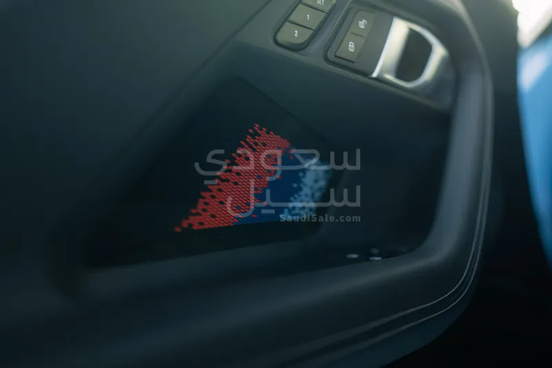 2025 بي ام دبليو الفئة ام إم 2