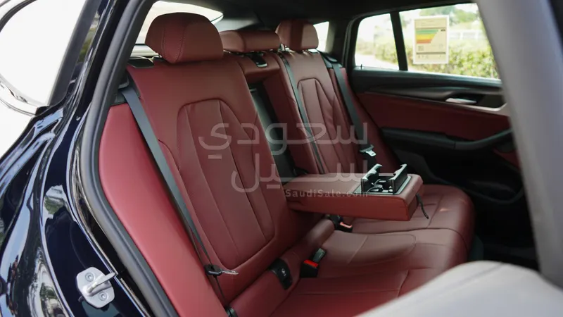 2025 بي ام دبليو الفئة اكس 4