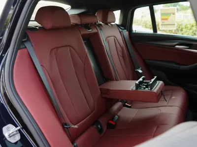 2025 بي ام دبليو الفئة اكس 4